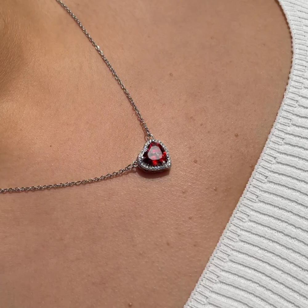 The LoveStruck Heart Necklace