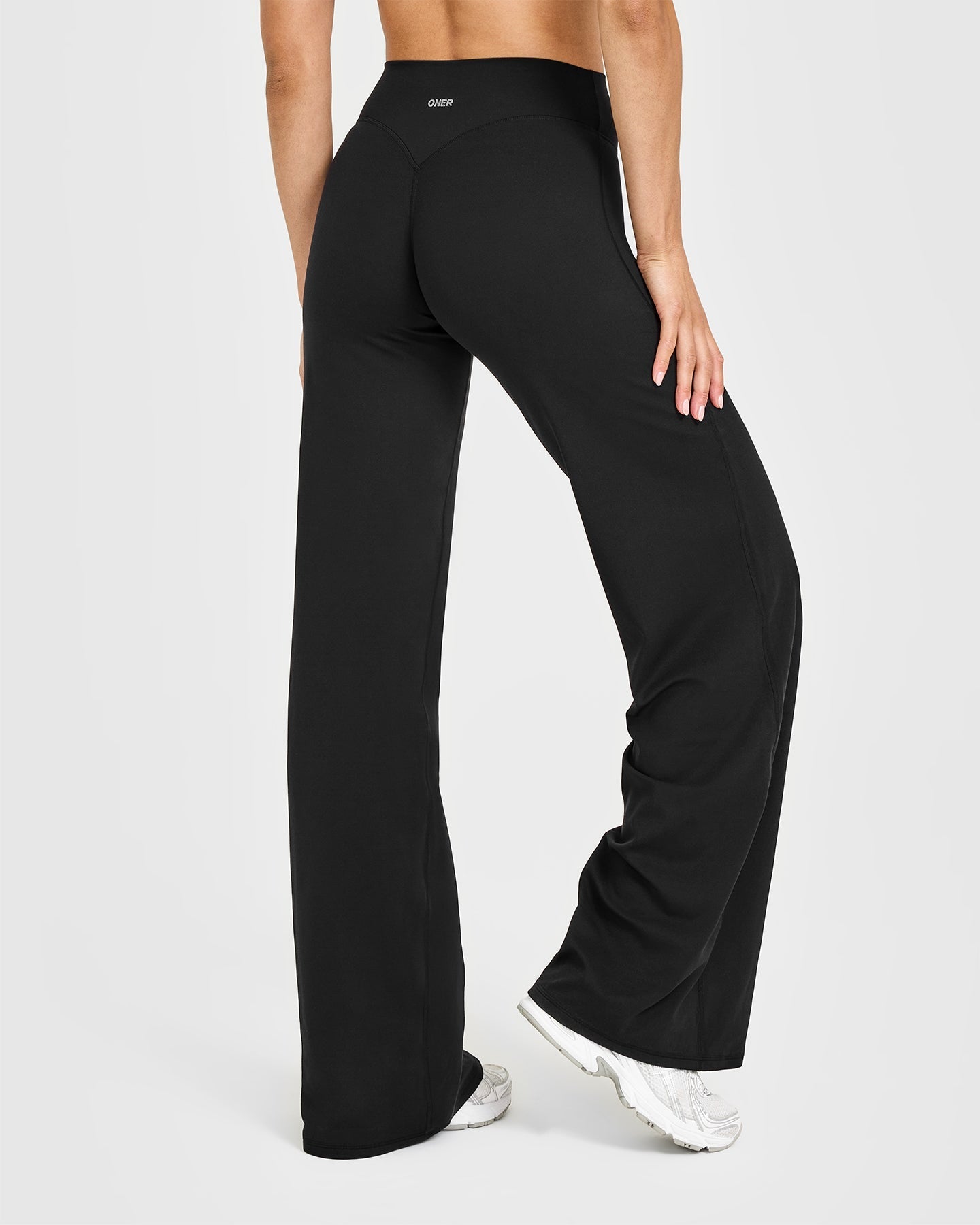 The Soft Straight Leg Shaper Leggings