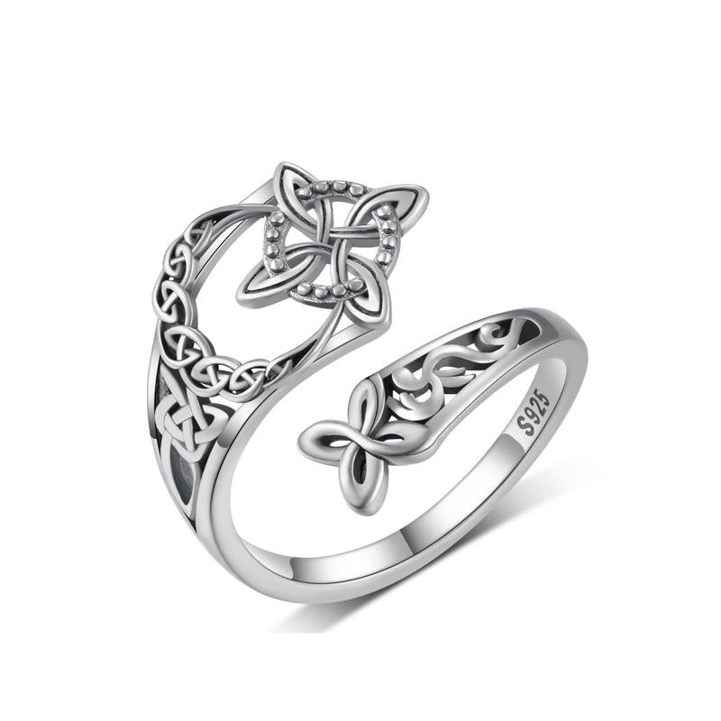 The Celtic Knot Ring
